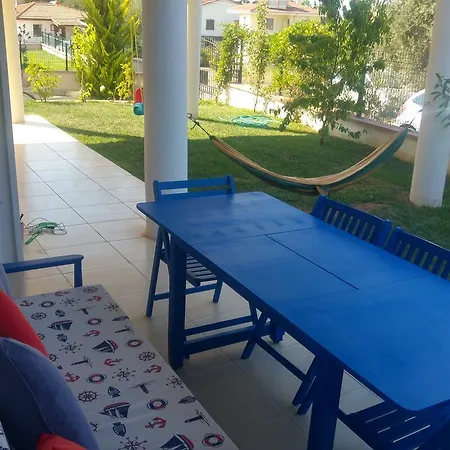 Flora Maya House بيت للعطل